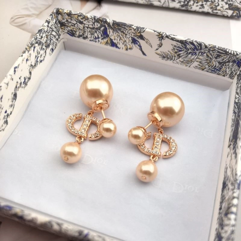 Premium Christian Dior Earrings 233561