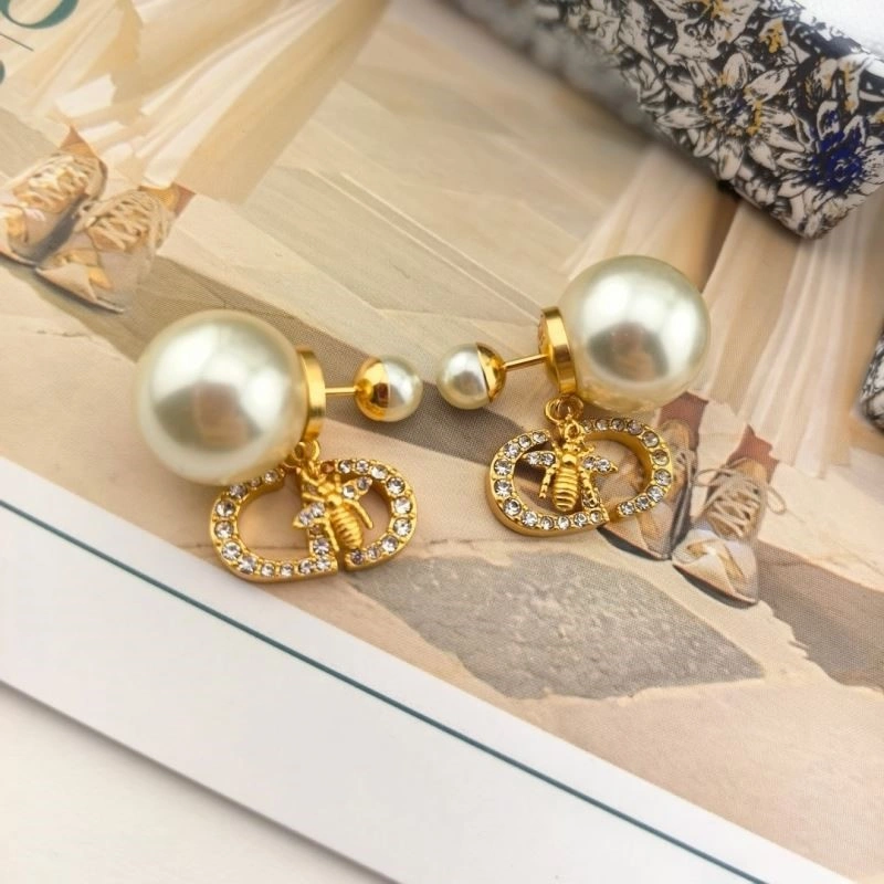 ComfortFit Christian Dior Earrings 233554