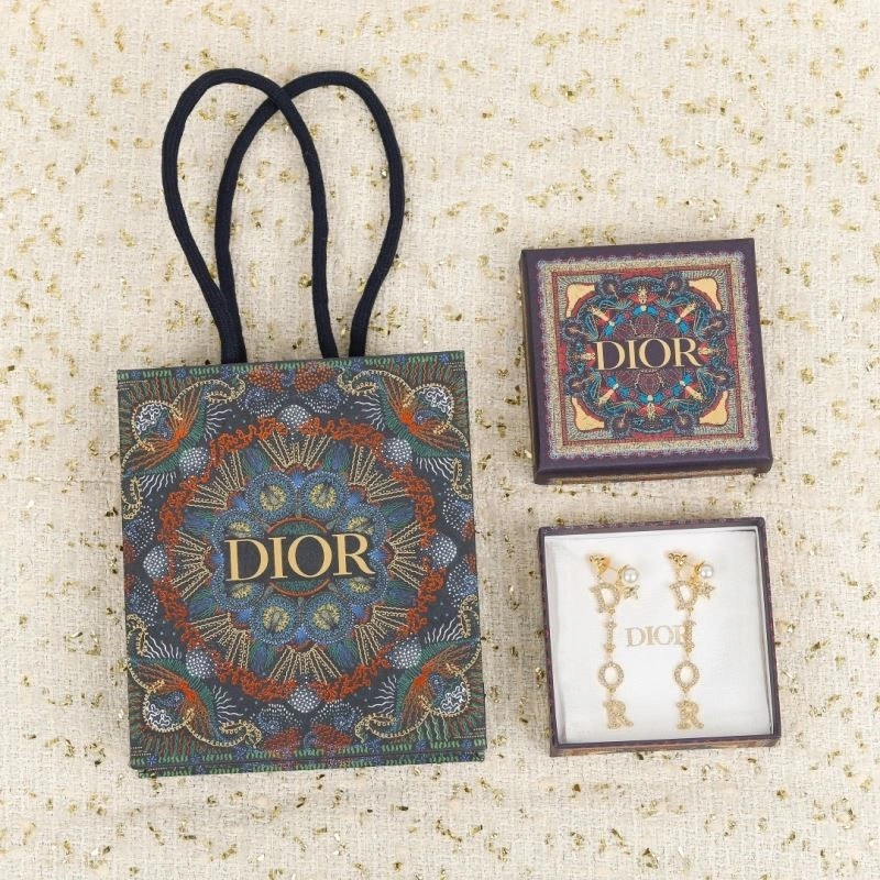 Christian Dior Earrings ModernLook 233505
