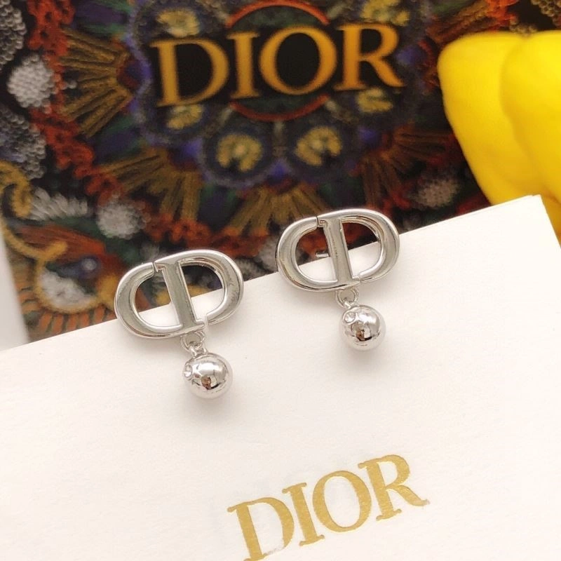 Christian Dior Earrings TechFriendly 233439