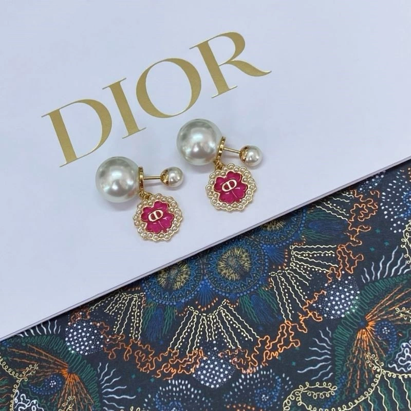 Christian Dior Earrings Compact 233260