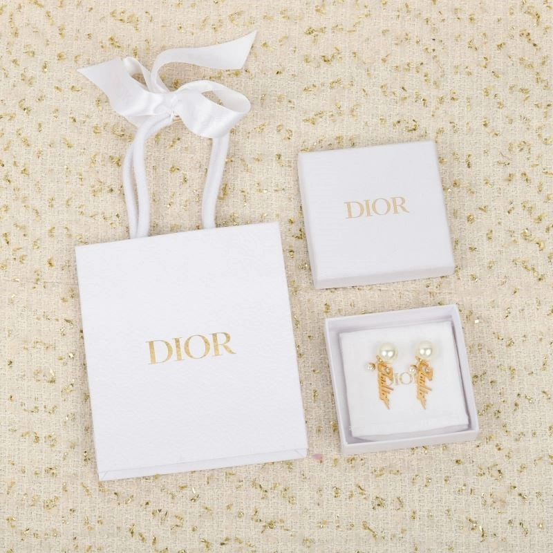 Christian Dior Earrings TechFriendly 233215
