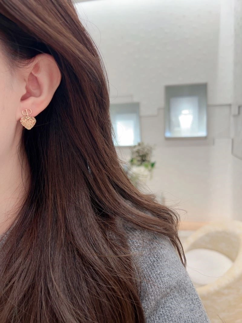 Cozy Christian Dior Earrings 233148