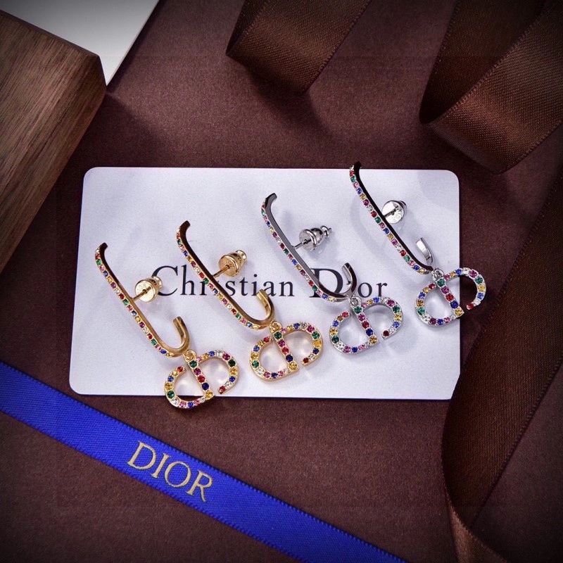 Christian Dior Earrings Versatile 233169