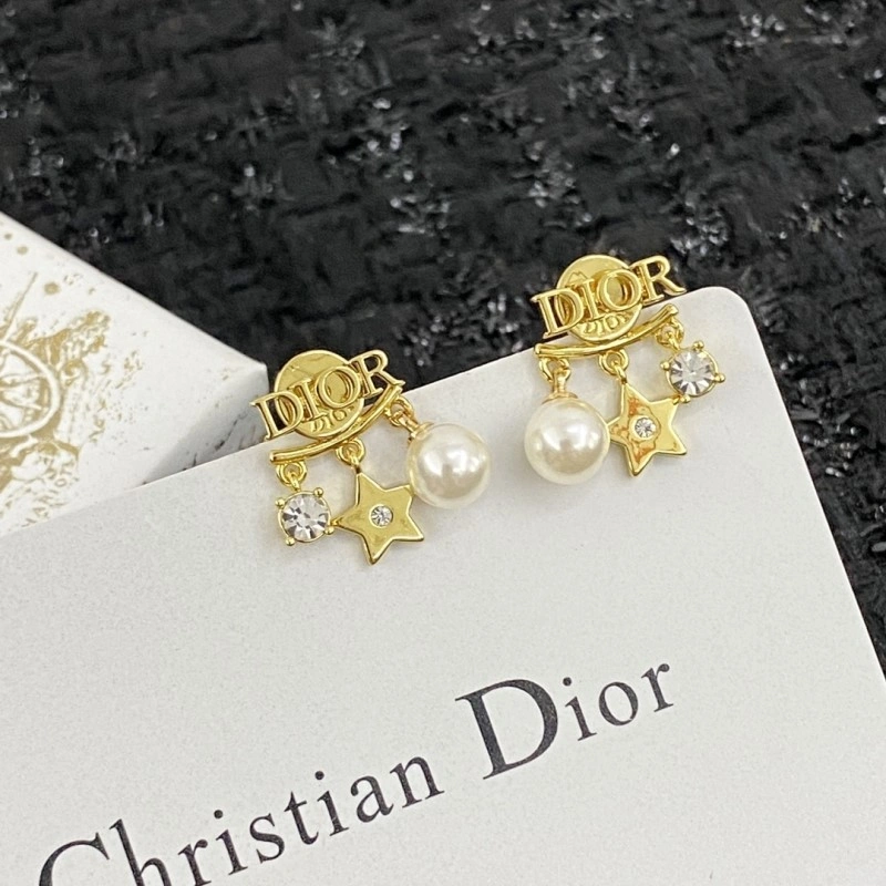 Christian Dior Earrings Breathable 233081