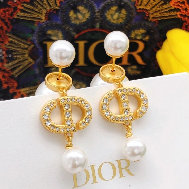 Christian Dior Earrings Comfortable 232815