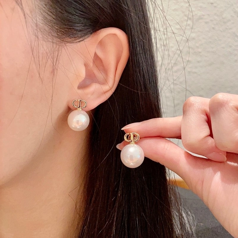 Christian Dior Earrings Trendy 232804