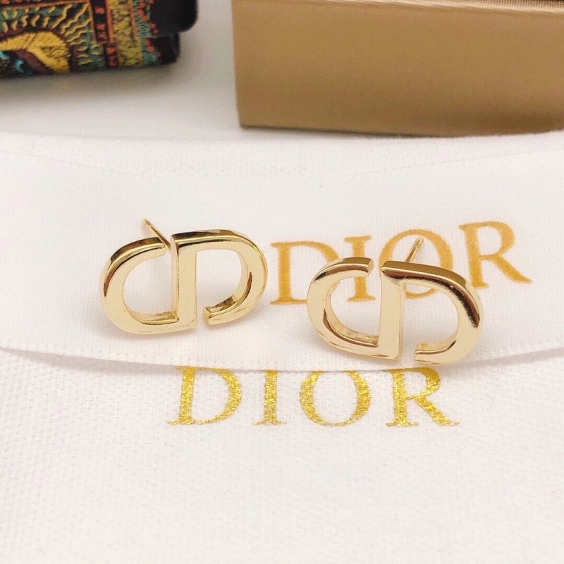 MoistureWicking Christian Dior Earrings 232885