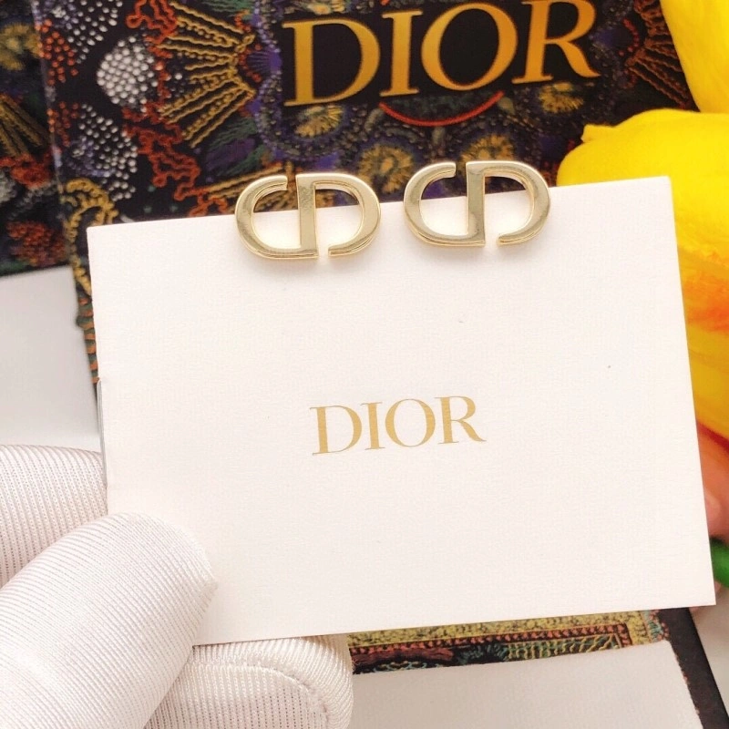 MoistureWicking Christian Dior Earrings 232885