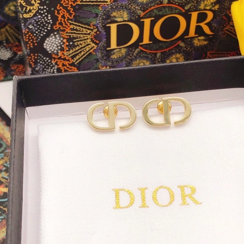 MoistureWicking Christian Dior Earrings 232885