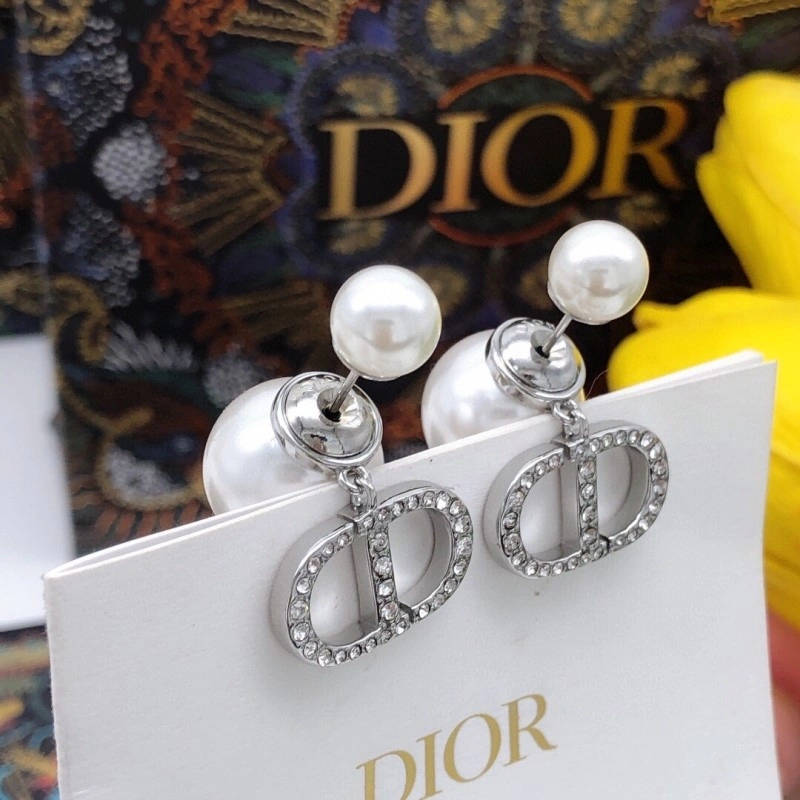Christian Dior Earrings Soft 232781