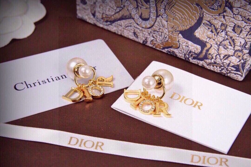 Contemporary Christian Dior Earrings 232930