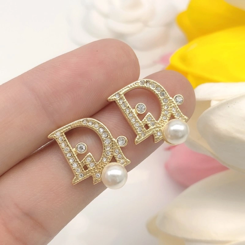 Sporty Christian Dior Earrings 232820