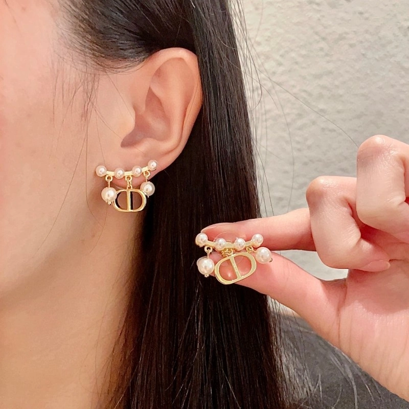 Christian Dior Earrings Trendy 232753