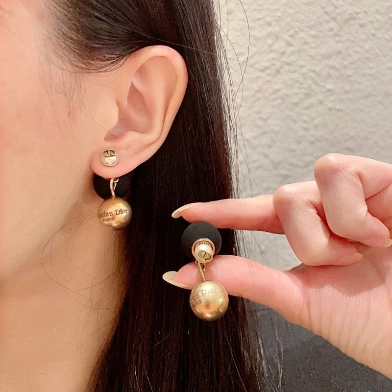 Christian Dior Earrings FreshLook 232754