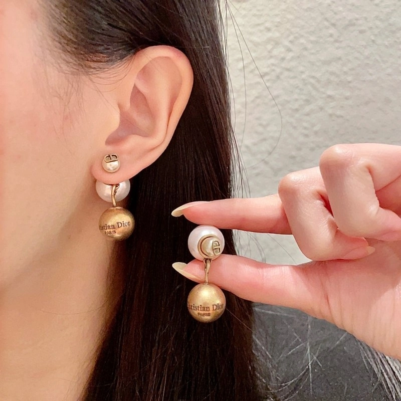 Christian Dior Earrings Tailored 232750