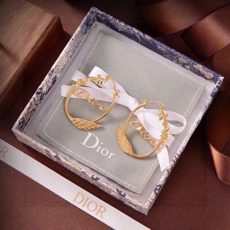 Practical Christian Dior Earrings 232752