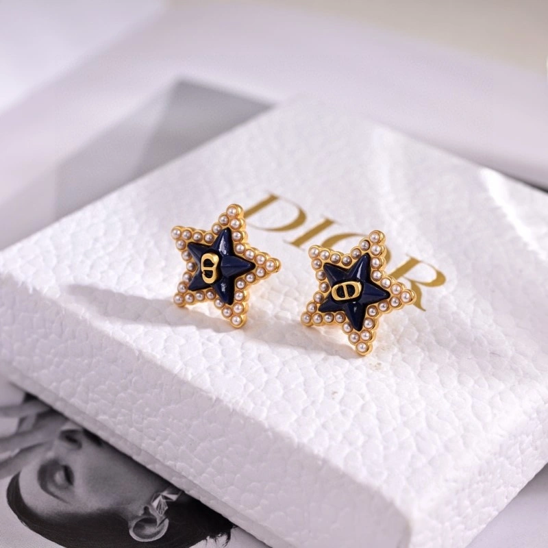 MoistureWicking Christian Dior Earrings 232675
