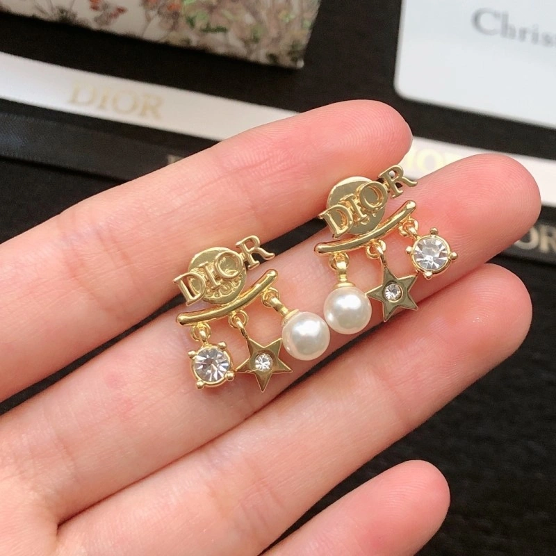 Christian Dior Earrings Practical 232640