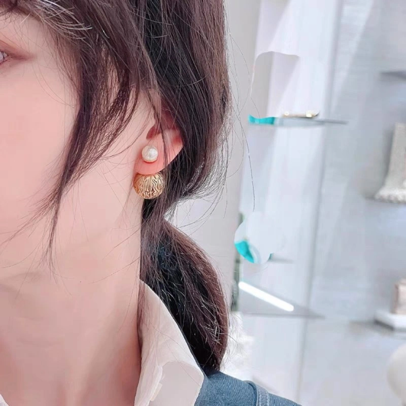 SoftTouch Christian Dior Earrings 232603