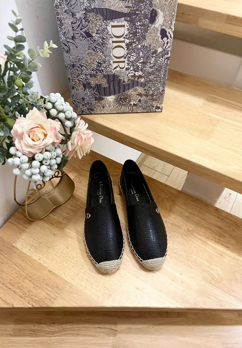 Effortless Christian Dior Fishermans Shoes 22085