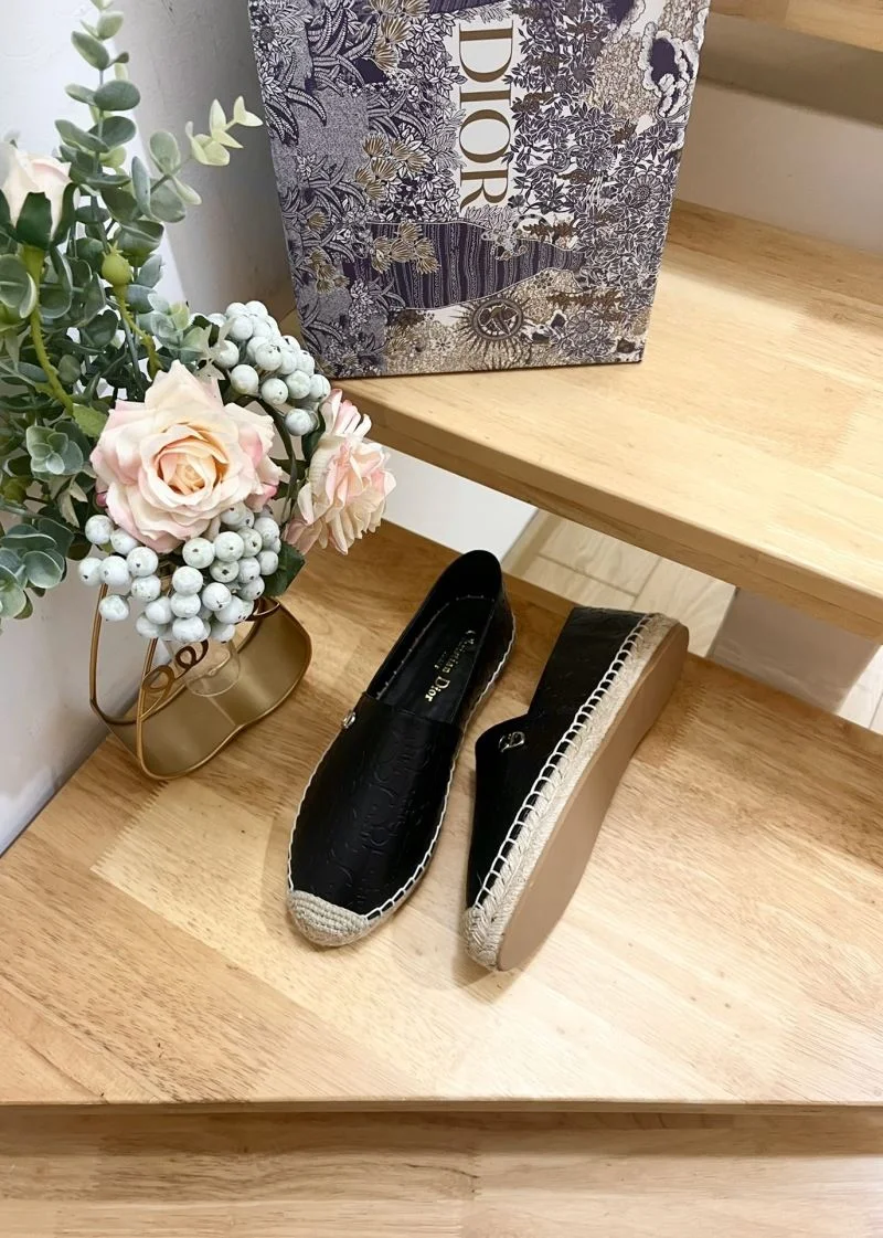 Effortless Christian Dior Fishermans Shoes 22085