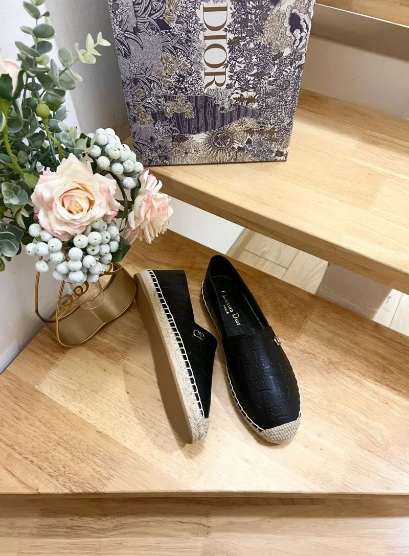Effortless Christian Dior Fishermans Shoes 22085