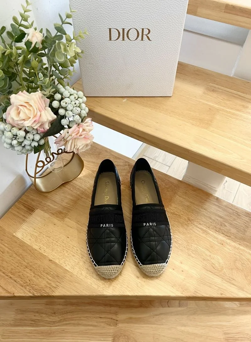 EyeCatching Christian Dior Fishermans Shoes 22111