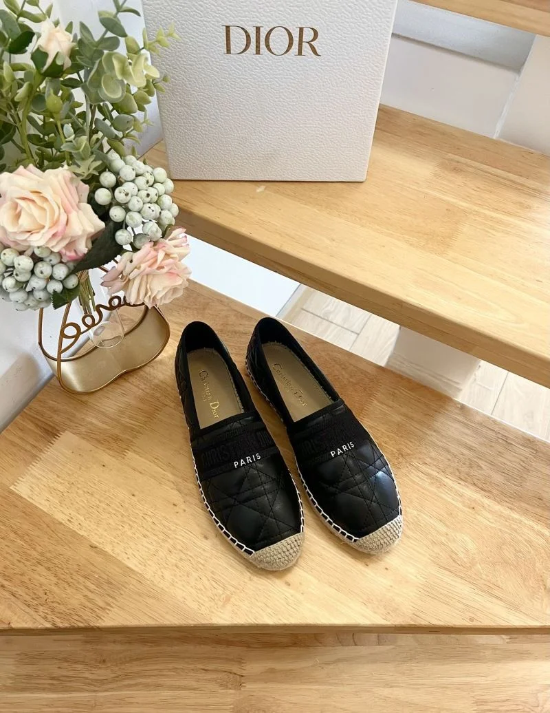 EyeCatching Christian Dior Fishermans Shoes 22111