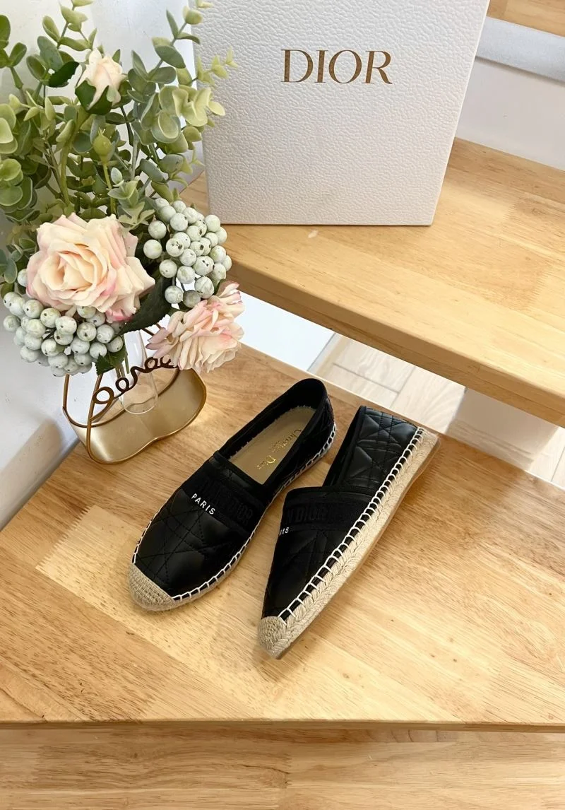 EyeCatching Christian Dior Fishermans Shoes 22111