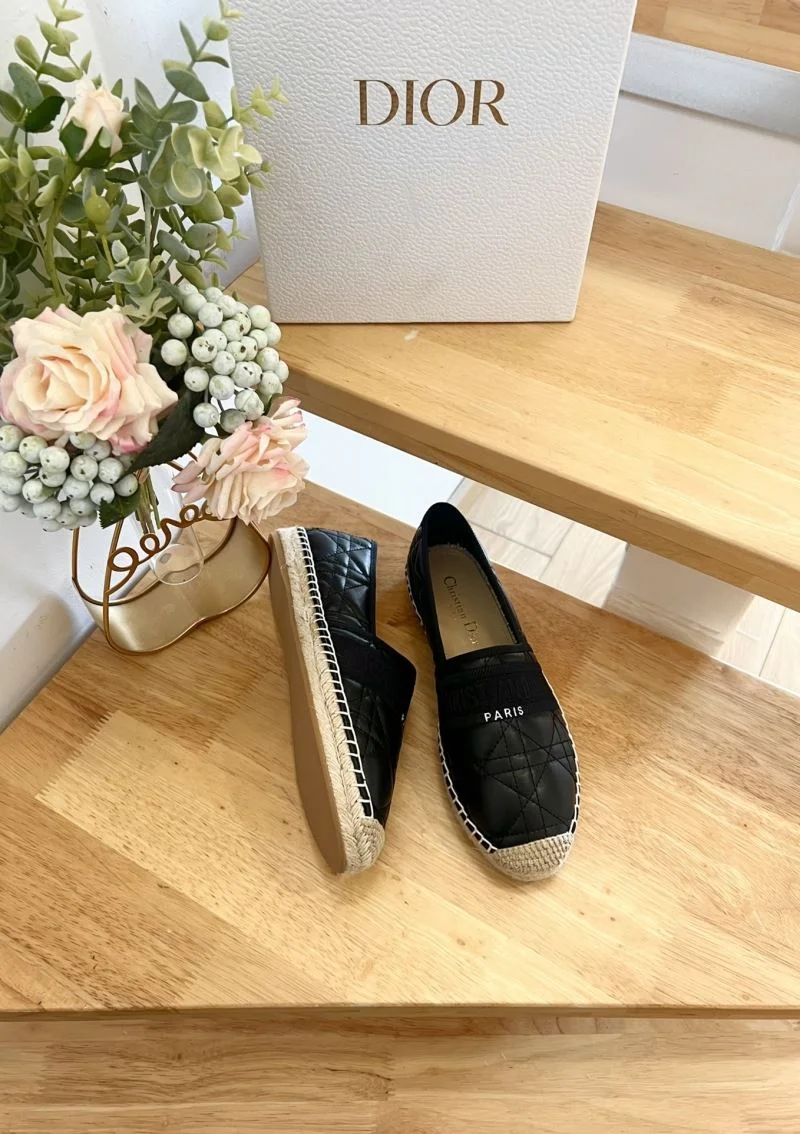EyeCatching Christian Dior Fishermans Shoes 22111
