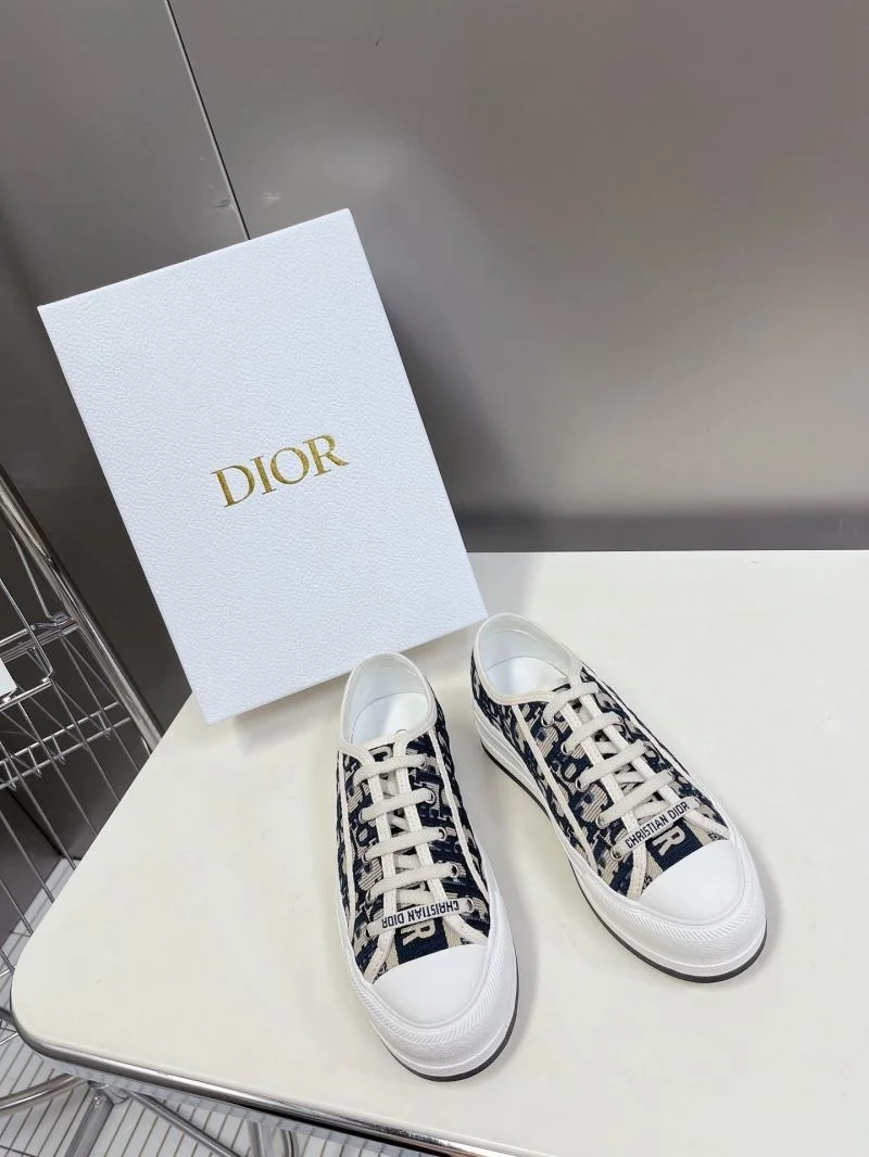 NewStyle Christian Dior Flat Shoes 21321
