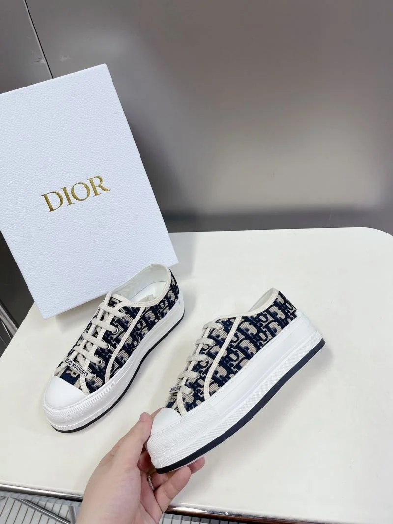 NewStyle Christian Dior Flat Shoes 21321