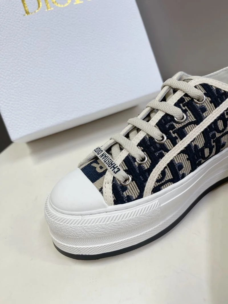 NewStyle Christian Dior Flat Shoes 21321