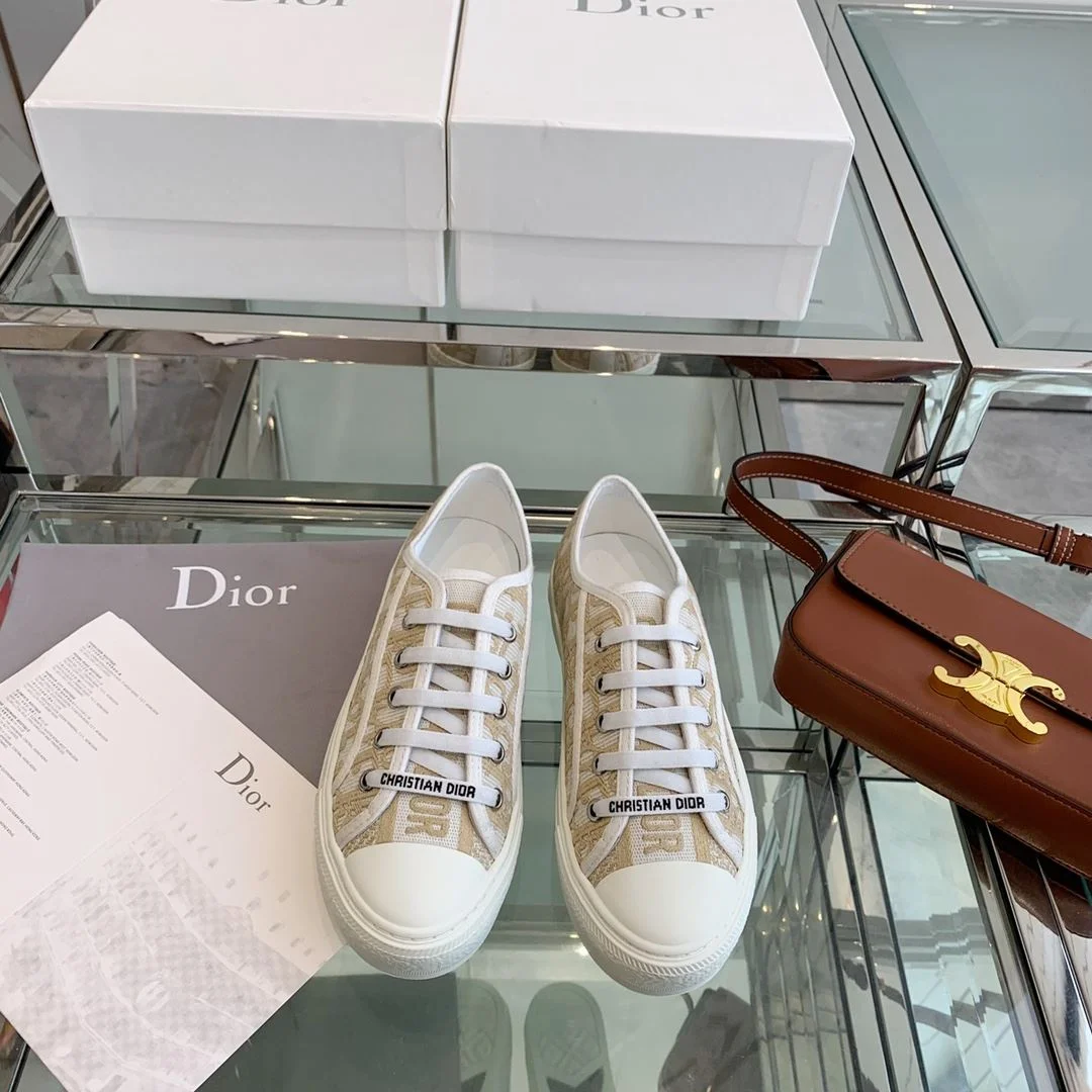 SmartChoice Christian Dior Flat Shoes 21285