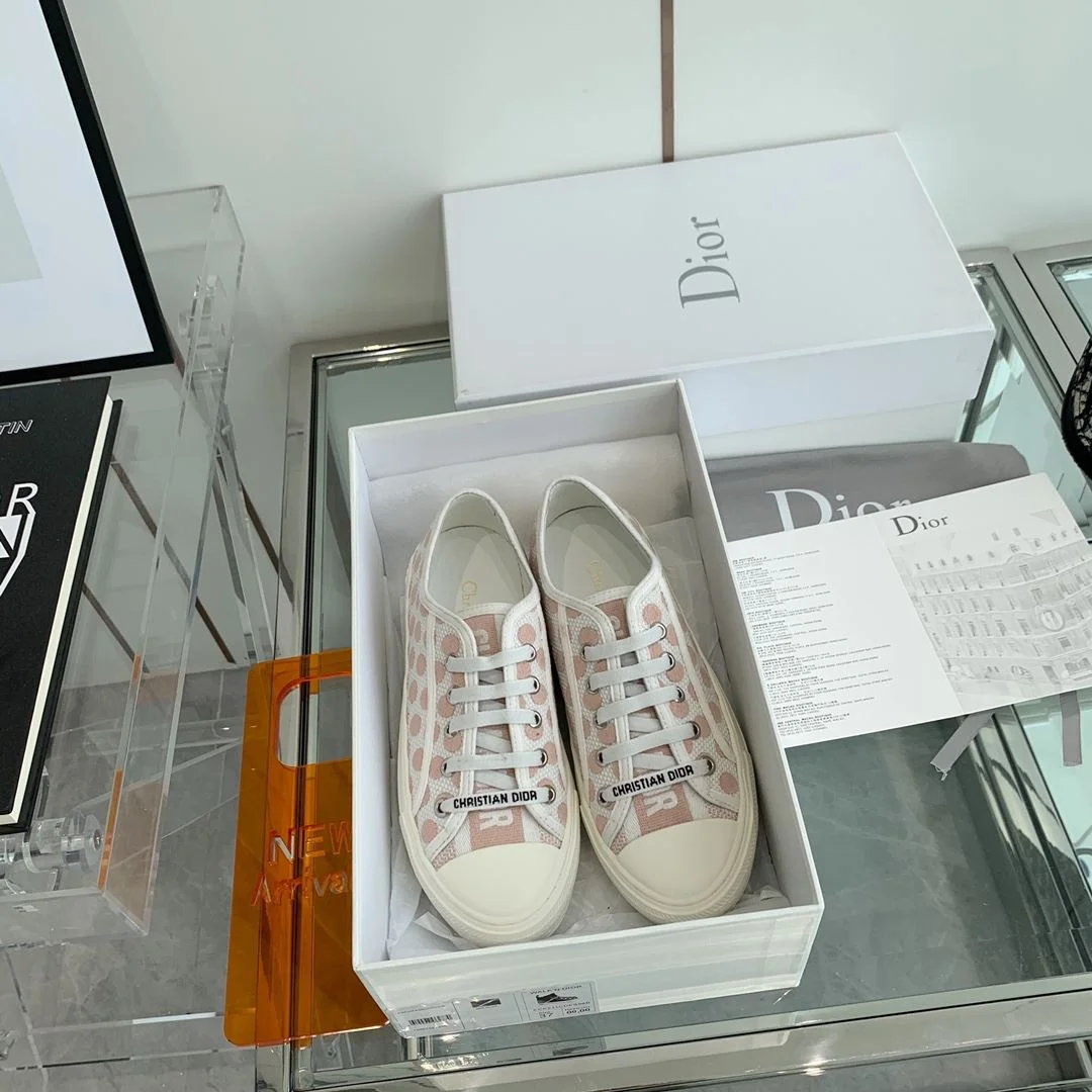 UrbanChic Christian Dior Flat Shoes 21273