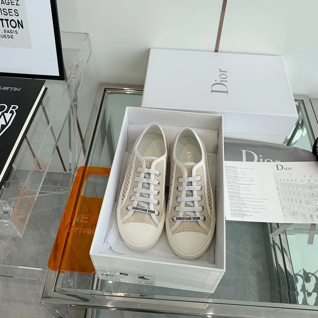 Packable Christian Dior Flat Shoes 21268