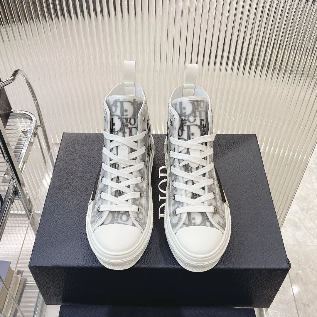 Contemporary Christian Dior Flat Shoes 21240