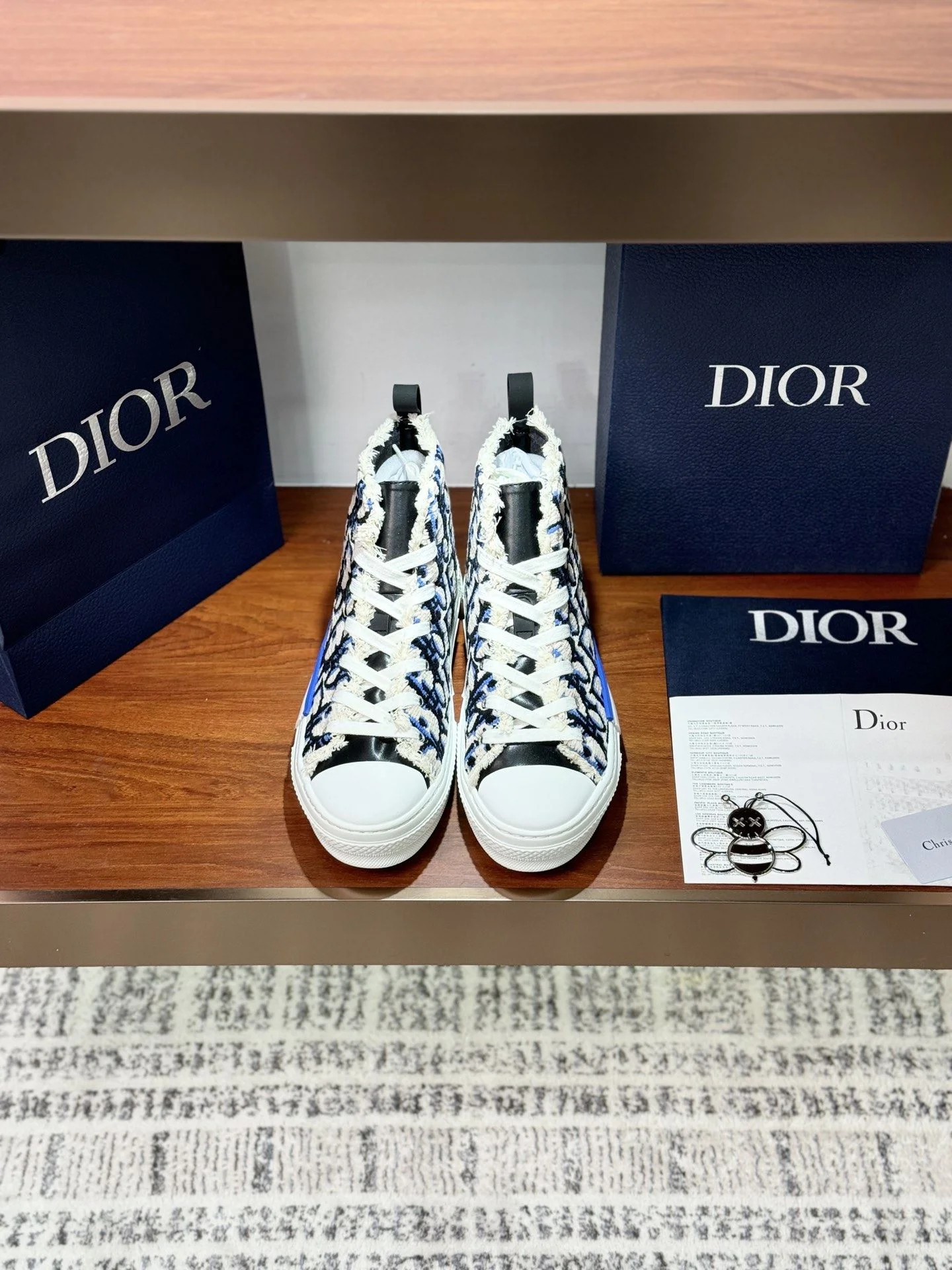 Christian Dior Flat Shoes Sleek 21225