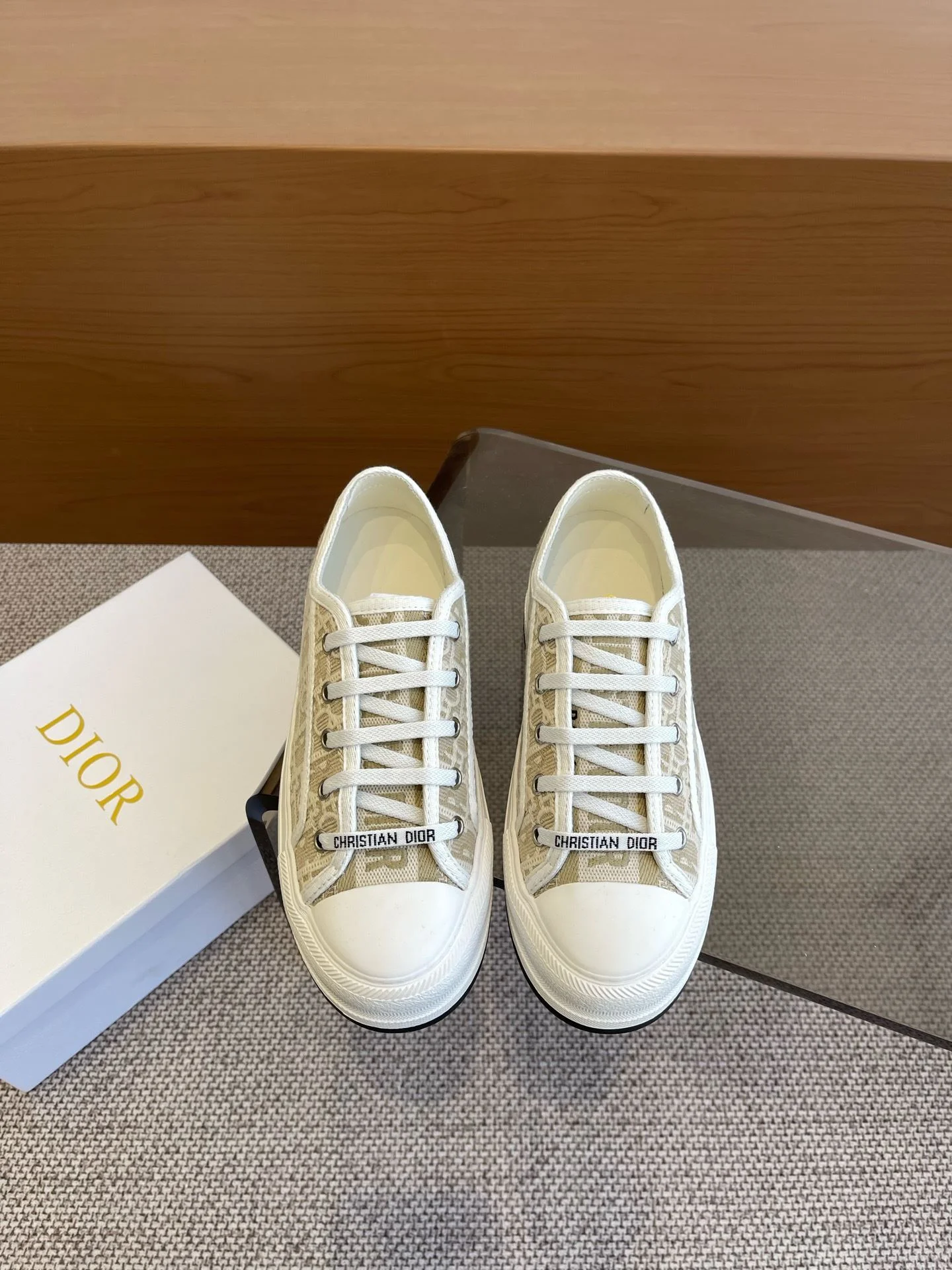 Christian Dior Flat Shoes Stretchable 21218