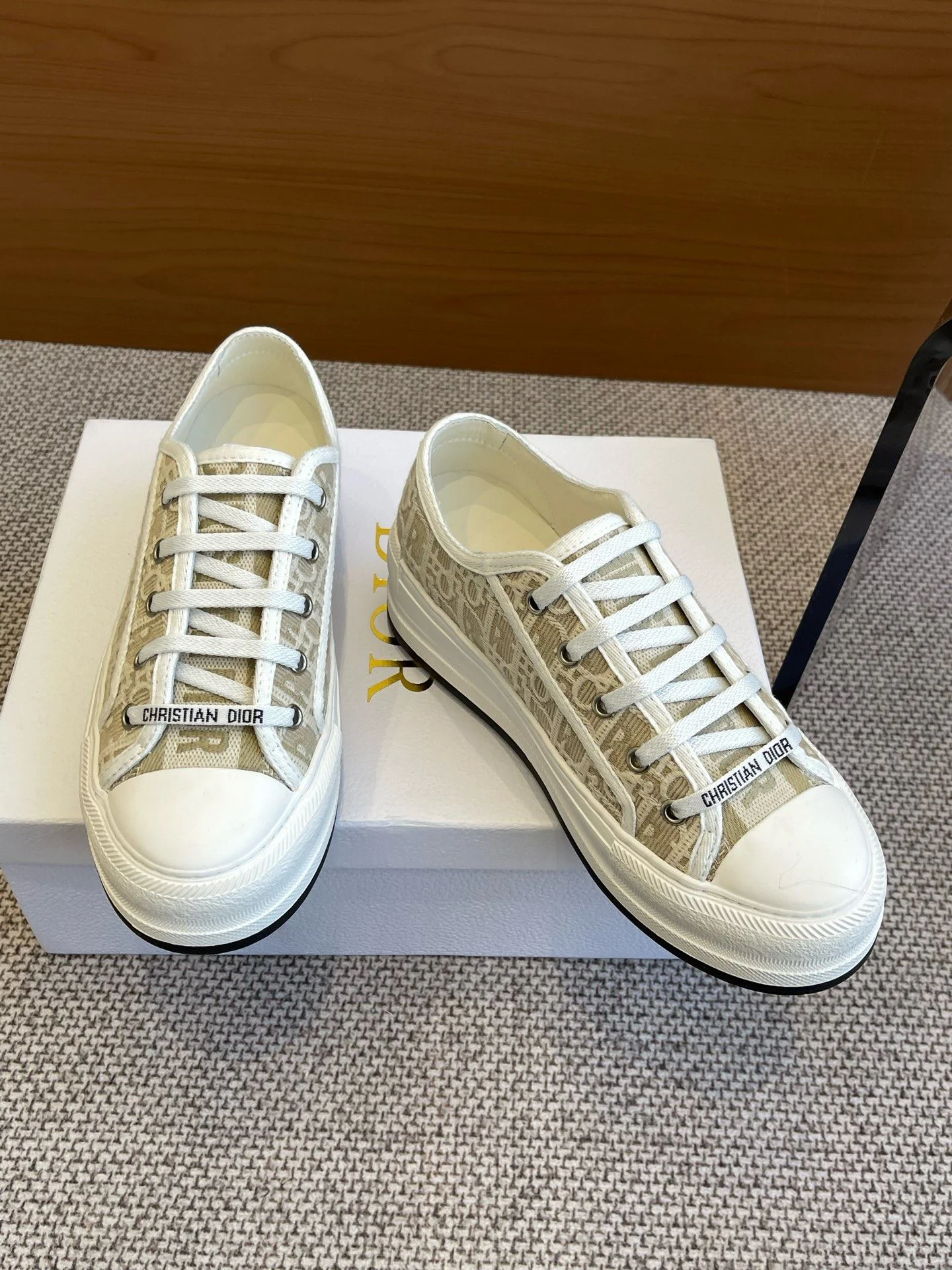 Christian Dior Flat Shoes Stretchable 21218