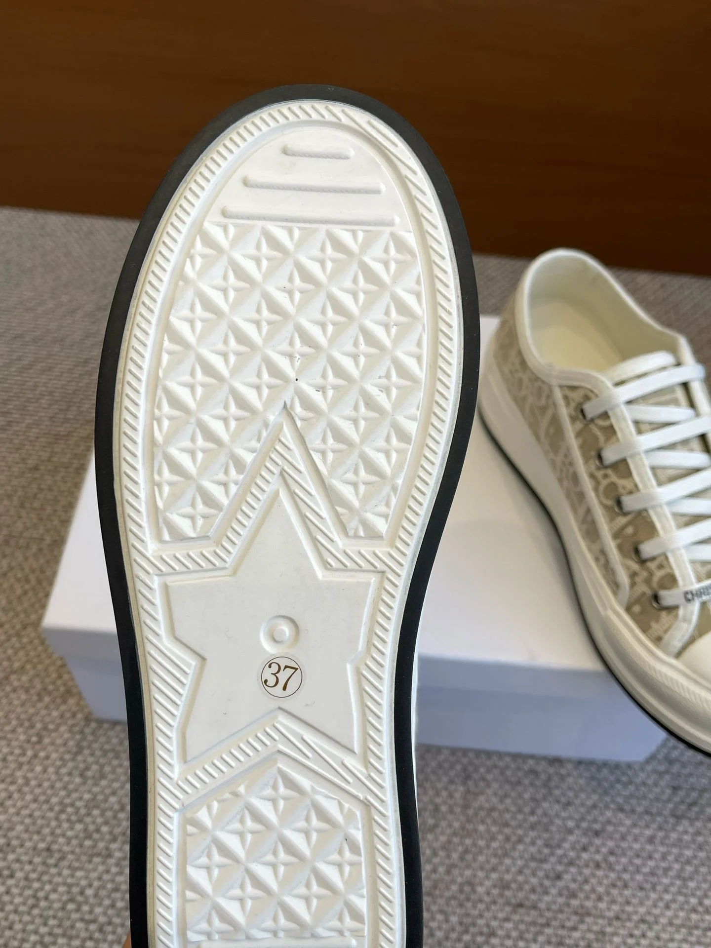 Christian Dior Flat Shoes Stretchable 21218
