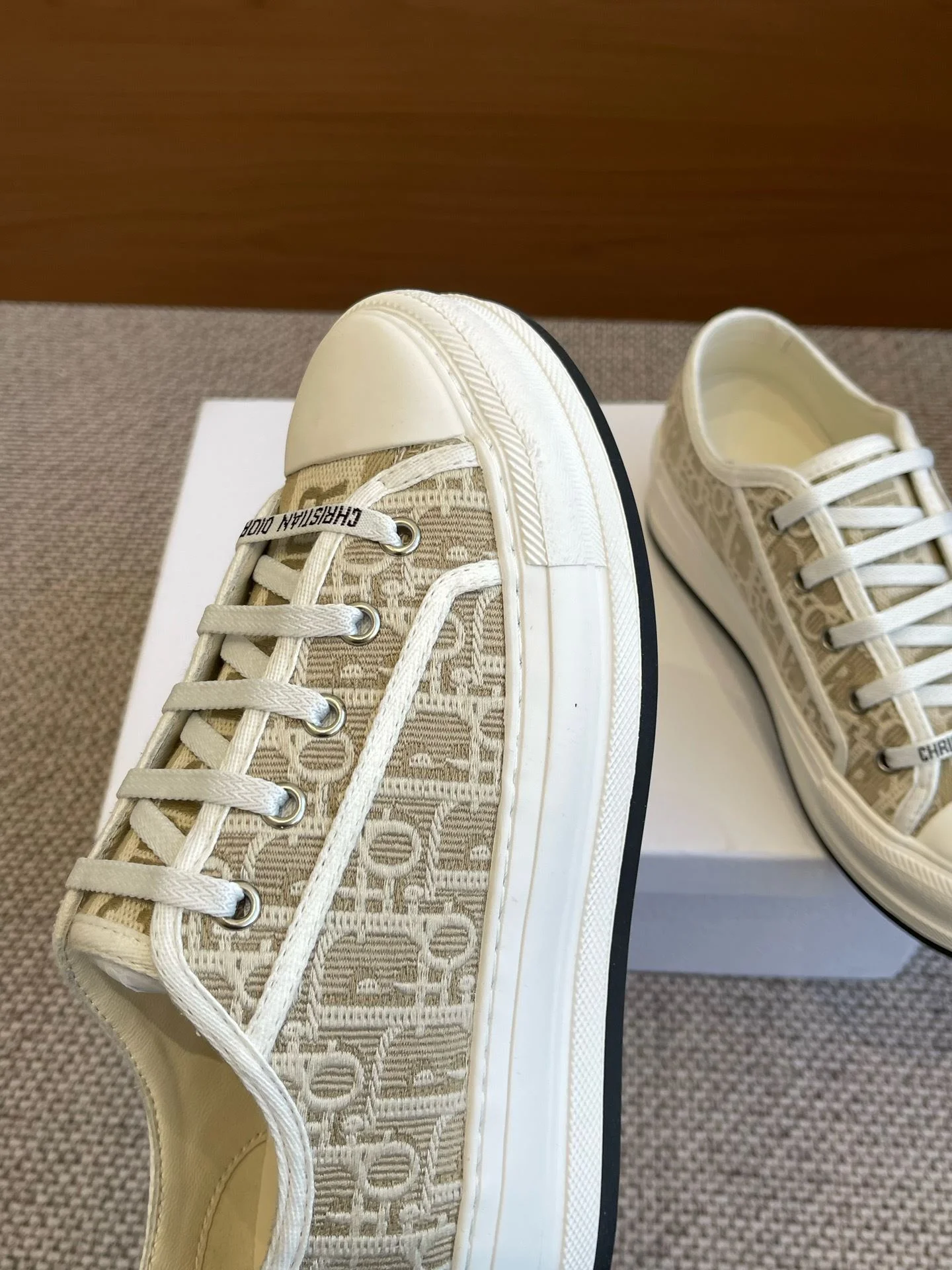 Christian Dior Flat Shoes Stretchable 21218