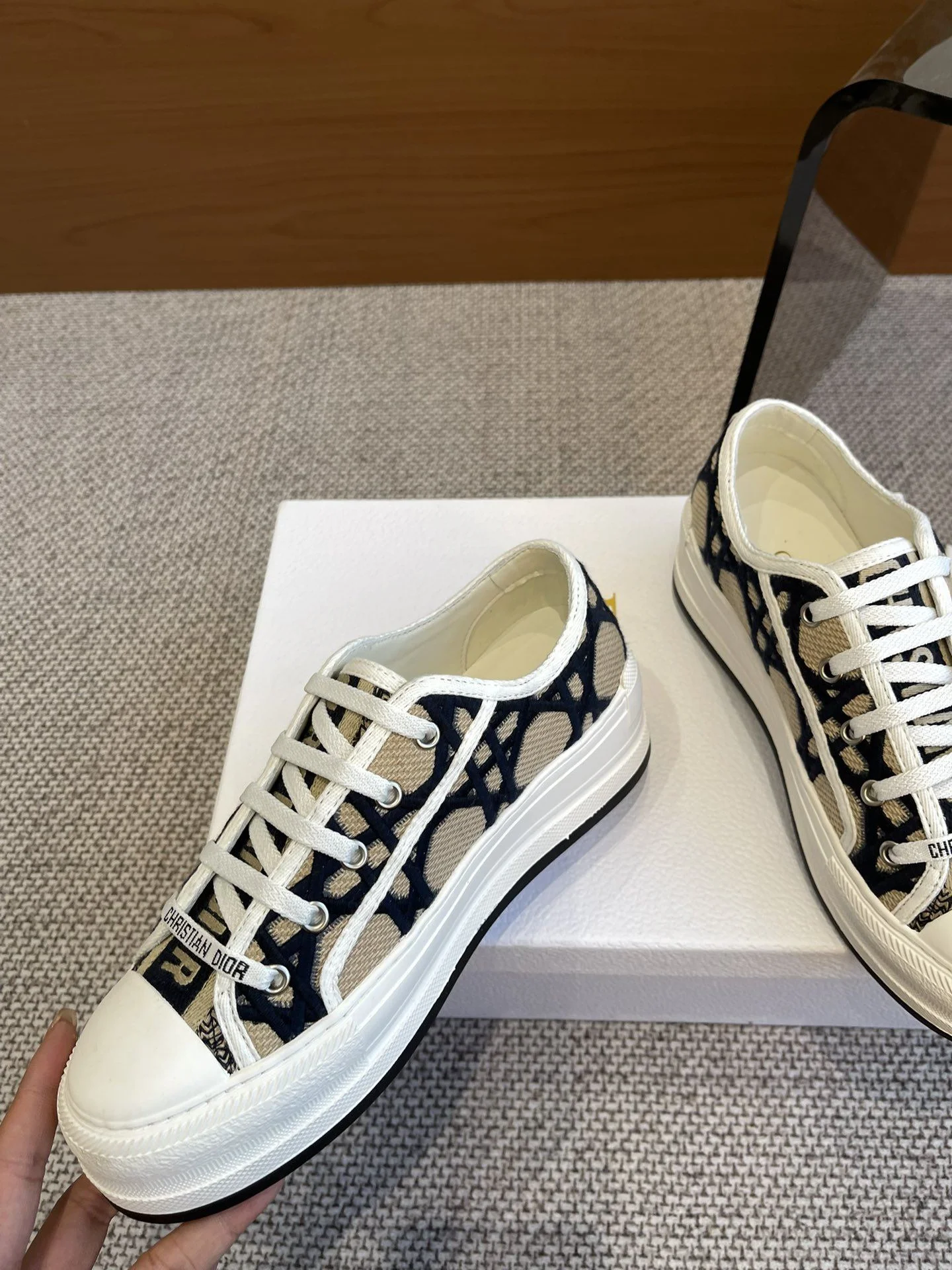 Christian Dior Flat Shoes Affordable 21204