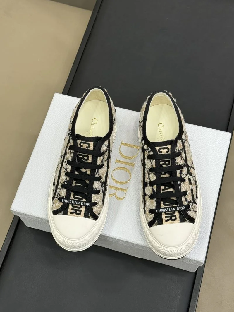 Sophisticated Christian Dior Flat Shoes 22583