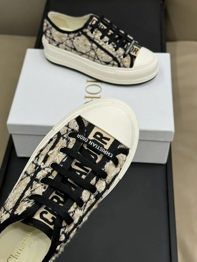 Sophisticated Christian Dior Flat Shoes 22583