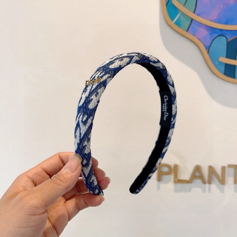 Effortless Christian Dior Hair Hoop 263618