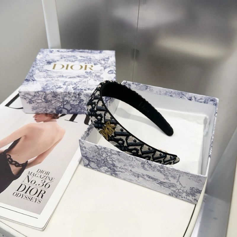 Trendsetting Christian Dior Hair Hoop 264348