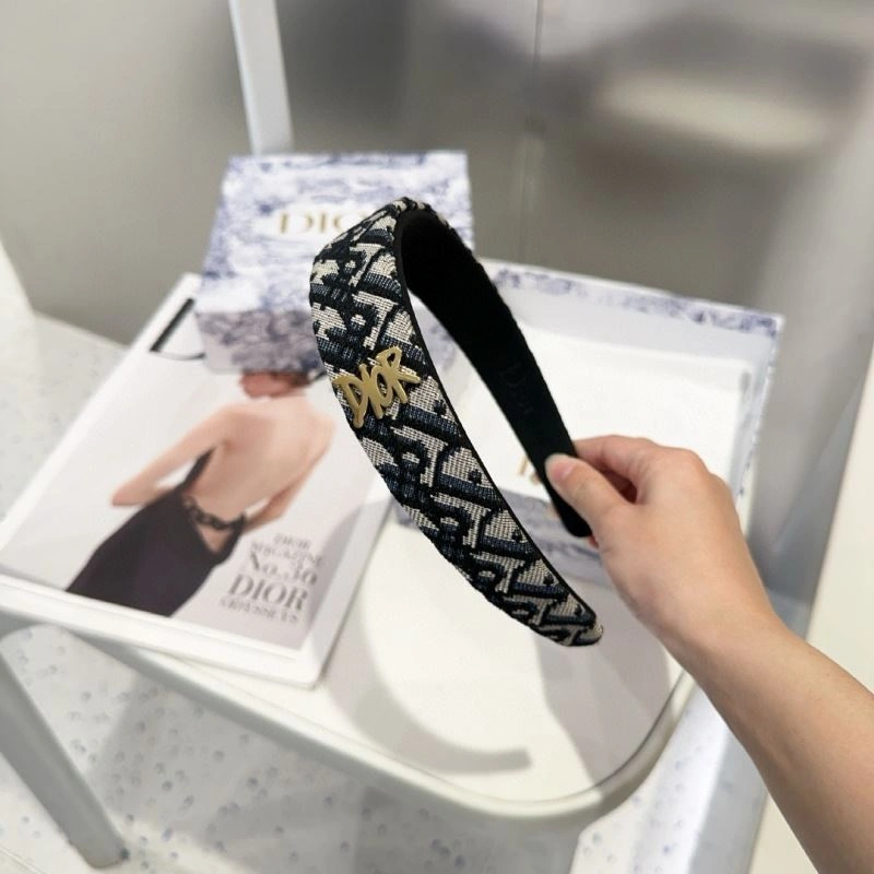 Trendsetting Christian Dior Hair Hoop 264348