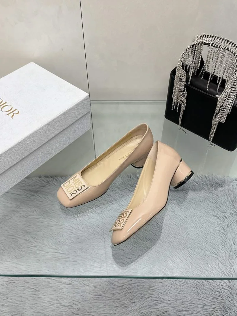 Christian Dior Heeled Shoes Attractive 21611